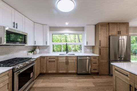 Tiny photo for 21W405 WALNUT Road, Glen Ellyn, IL 60137 (MLS # 12490977)