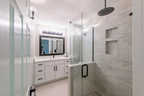 Tiny photo for 21W405 WALNUT Road, Glen Ellyn, IL 60137 (MLS # 12490977)