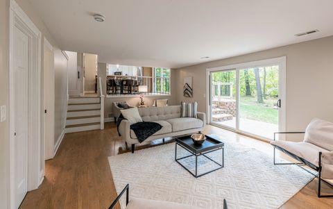 Tiny photo for 21W405 WALNUT Road, Glen Ellyn, IL 60137 (MLS # 12490977)