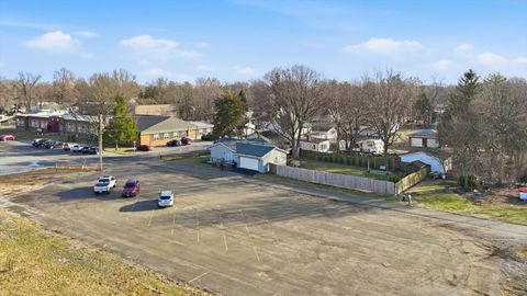 Tiny photo for 306 B W LYTLE Street, Newman, IL 61942 (MLS # 12571924)