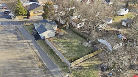 Tiny photo for 306 B W LYTLE Street, Newman, IL 61942 (MLS # 12571924)