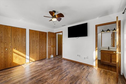 Tiny photo for 306 B W LYTLE Street, Newman, IL 61942 (MLS # 12571924)