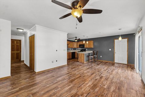 Tiny photo for 306 B W LYTLE Street, Newman, IL 61942 (MLS # 12571924)