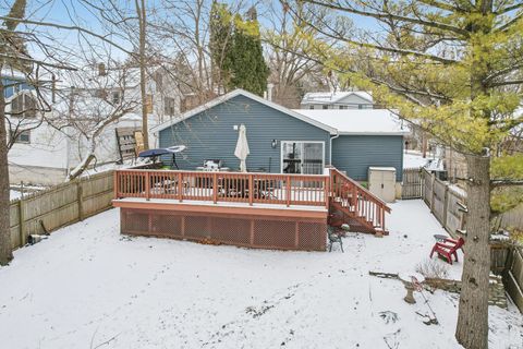 Tiny photo for 11 Highview Avenue, Fox Lake, IL 60020 (MLS # 12565382)