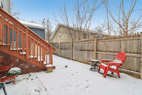 Tiny photo for 11 Highview Avenue, Fox Lake, IL 60020 (MLS # 12565382)