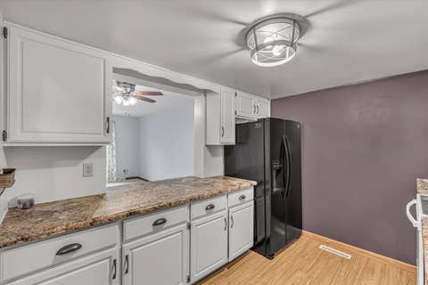 Tiny photo for 4620 WARREN Street, Davenport, IA 52806 (MLS # 12736884)