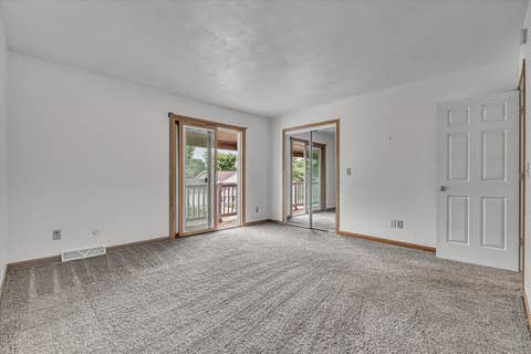 Tiny photo for 4620 WARREN Street, Davenport, IA 52806 (MLS # 12736884)