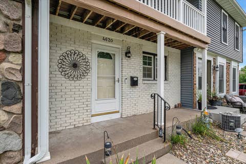 Tiny photo for 4620 WARREN Street, Davenport, IA 52806 (MLS # 12736884)