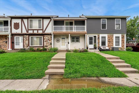 Photo of 4620 WARREN Street, Davenport, IA 52806 (MLS # 12736884)