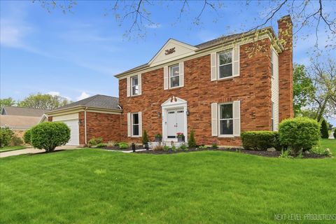 Photo of 320 ESSEX Court, Aurora, IL 60504 (MLS # 12620326)
