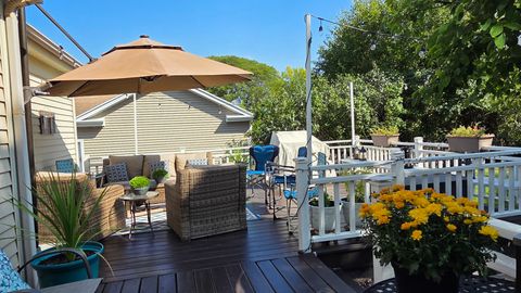 Tiny photo for 320 ESSEX Court, Aurora, IL 60504 (MLS # 12620326)