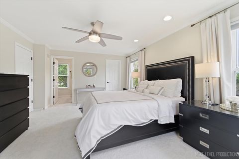 Tiny photo for 320 ESSEX Court, Aurora, IL 60504 (MLS # 12620326)