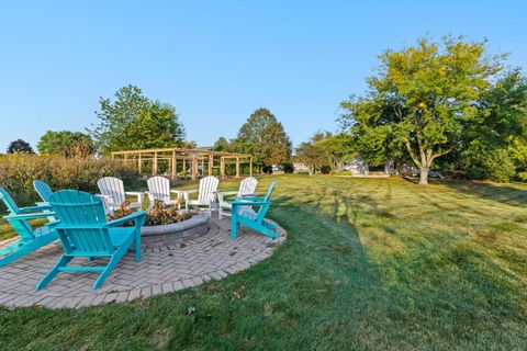 Tiny photo for 6N680 Somerset Drive, St. Charles, IL 60175 (MLS # 12600908)