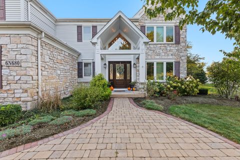 Photo of 6N680 Somerset Drive, St. Charles, IL 60175 (MLS # 12600908)