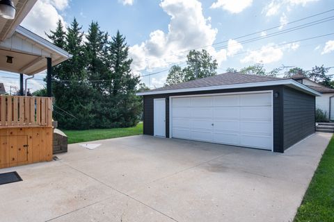 Tiny photo for 819 Oakland Avenue, Joliet, IL 60435 (MLS # 12474304)