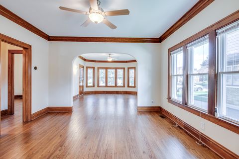 Tiny photo for 819 Oakland Avenue, Joliet, IL 60435 (MLS # 12474304)