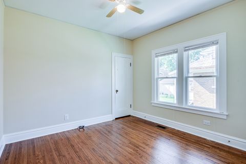 Tiny photo for 819 Oakland Avenue, Joliet, IL 60435 (MLS # 12474304)