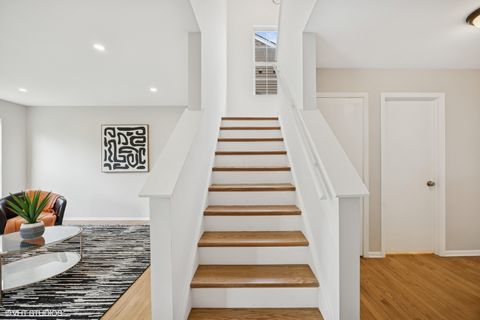 Tiny photo for 639 Navajo Street, Round Lake Heights, IL 60073 (MLS # 12523935)