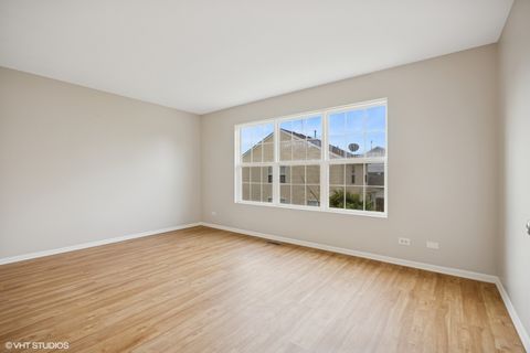 Tiny photo for 639 Navajo Street, Round Lake Heights, IL 60073 (MLS # 12523935)