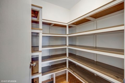 Tiny photo for 639 Navajo Street, Round Lake Heights, IL 60073 (MLS # 12523935)