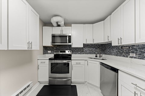 Tiny photo for 2000 Saint Regis Drive #7D, Lombard, IL 60148 (MLS # 12743908)