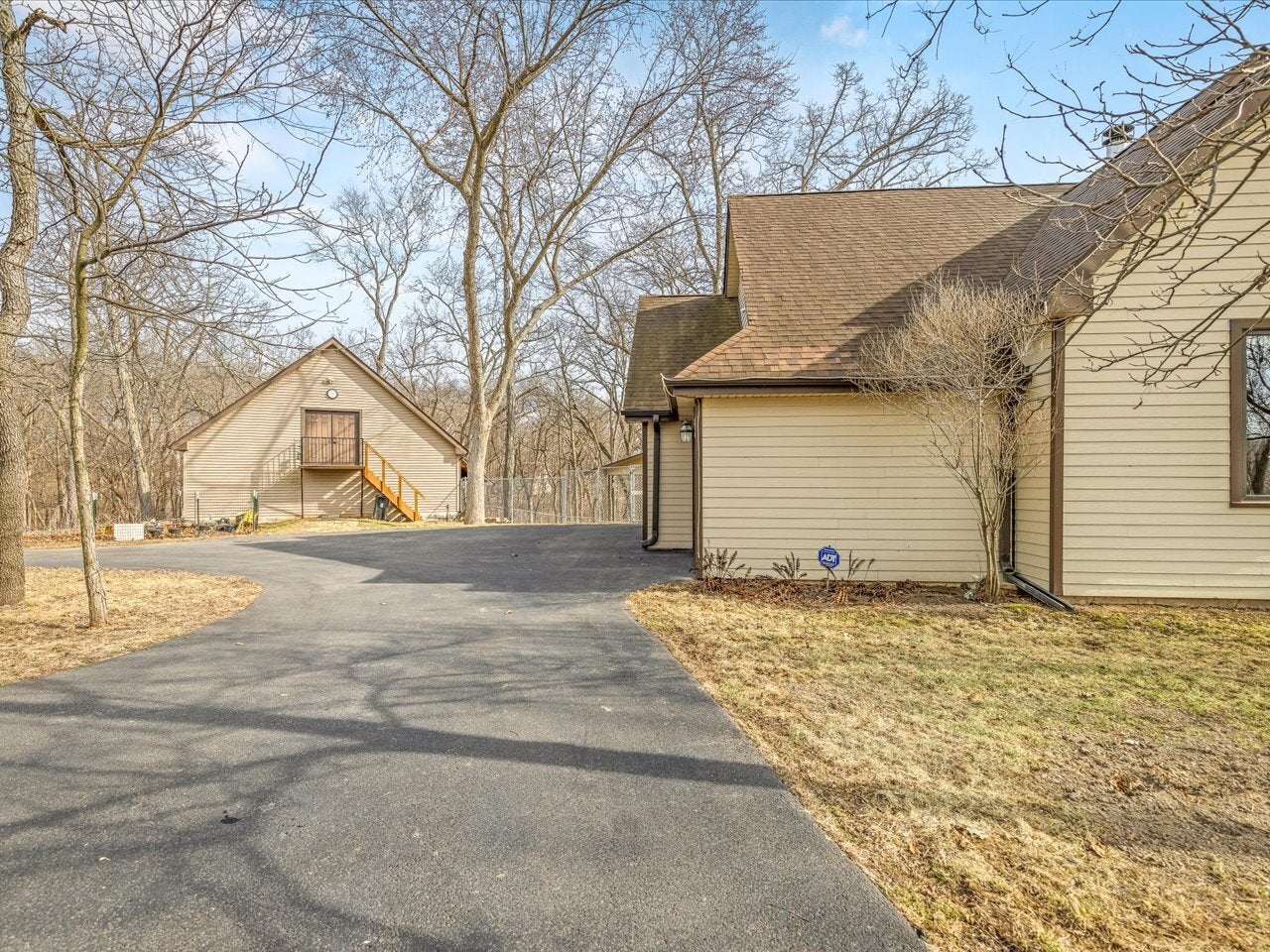 24-114 Lake Carroll Boulevard