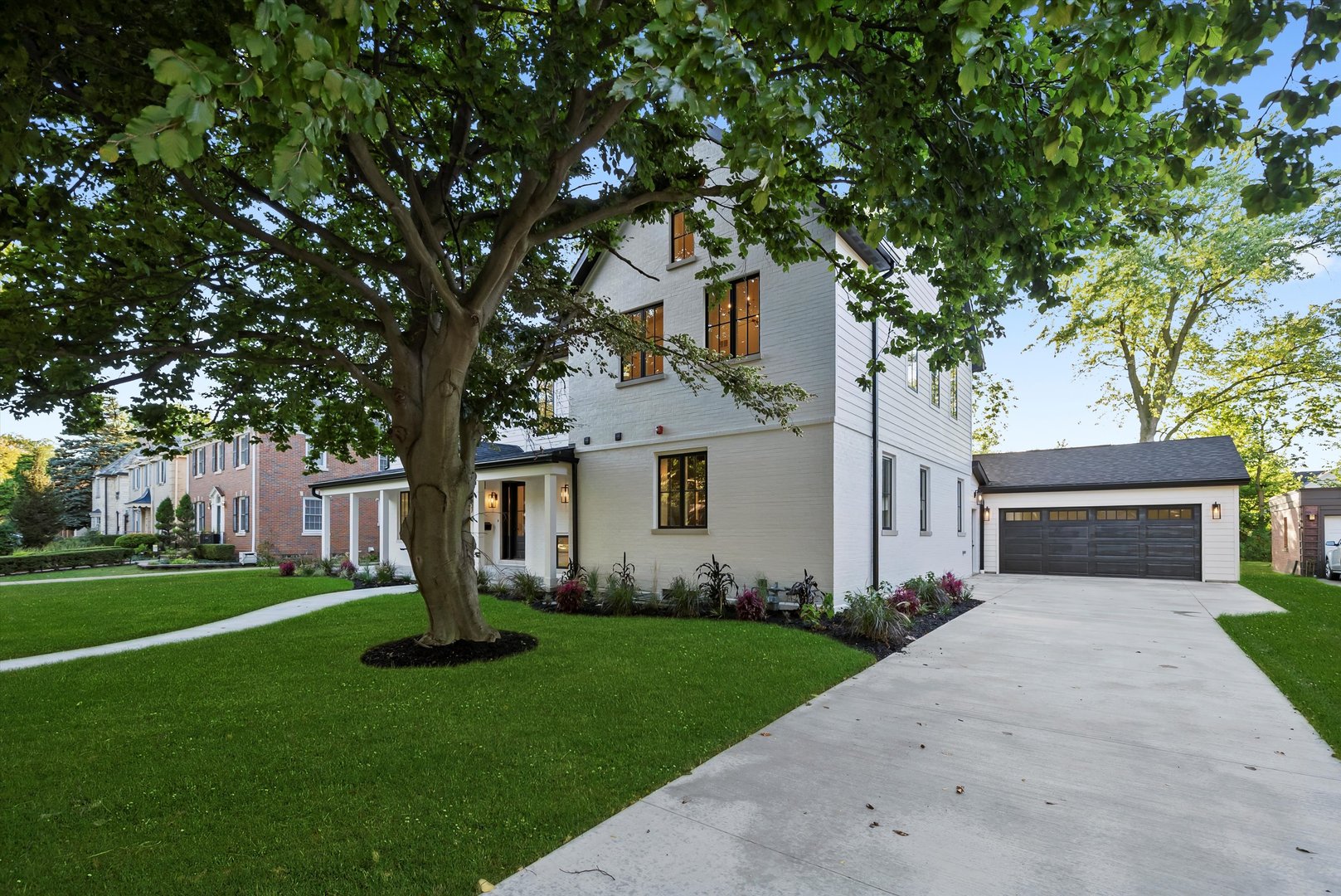 1037 Belleforte Avenue