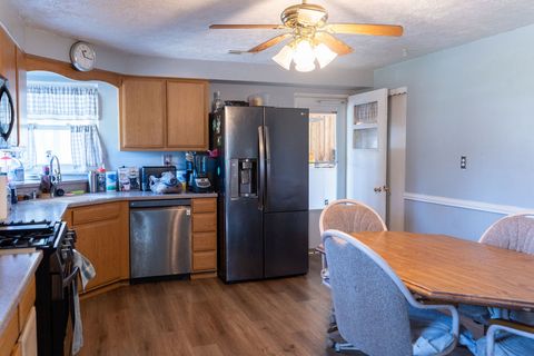 Tiny photo for 7426 Lancaster Road, Peoria, IL 61607 (MLS # 12600776)