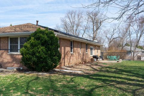 Tiny photo for 7426 Lancaster Road, Peoria, IL 61607 (MLS # 12600776)