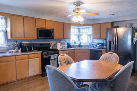 Tiny photo for 7426 Lancaster Road, Peoria, IL 61607 (MLS # 12600776)