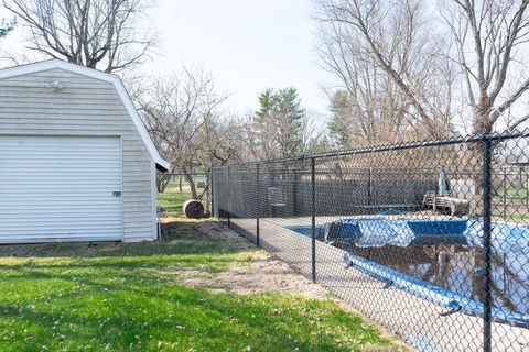 Tiny photo for 7426 Lancaster Road, Peoria, IL 61607 (MLS # 12600776)