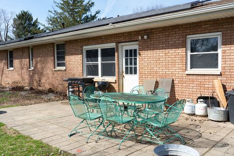 Tiny photo for 7426 Lancaster Road, Peoria, IL 61607 (MLS # 12600776)