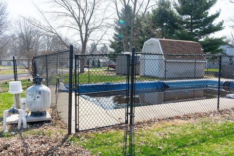 Tiny photo for 7426 Lancaster Road, Peoria, IL 61607 (MLS # 12600776)