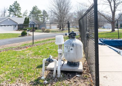 Tiny photo for 7426 Lancaster Road, Peoria, IL 61607 (MLS # 12600776)