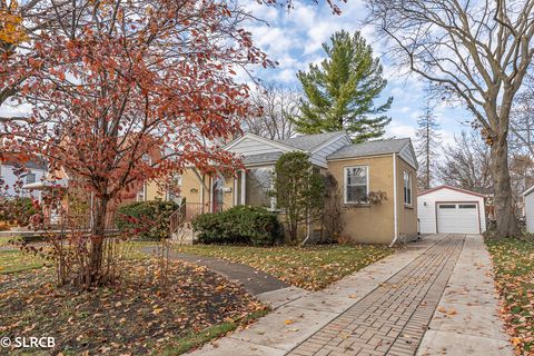 Tiny photo for 266 Columbia Avenue, Des Plaines, IL 60016 (MLS # 12523562)