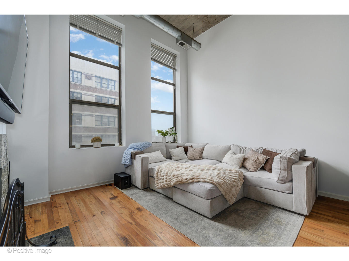 758 N Larrabee Street 514