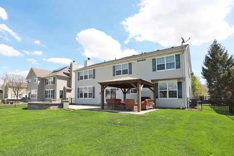 Tiny photo for 2140 Edgartown Lane, Hoffman Estates, IL 60192 (MLS # 12628019)