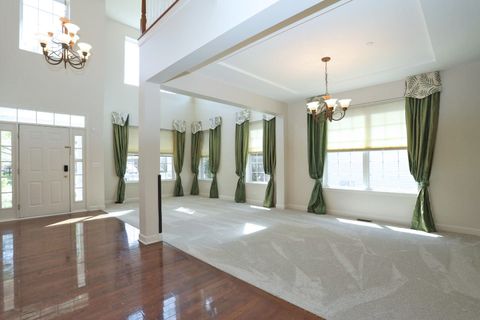 Tiny photo for 2140 Edgartown Lane, Hoffman Estates, IL 60192 (MLS # 12628019)