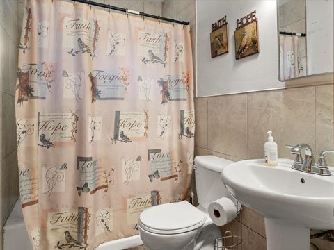 Tiny photo for 520 S 6th Street, Herrin, IL 62948 (MLS # 100000076)