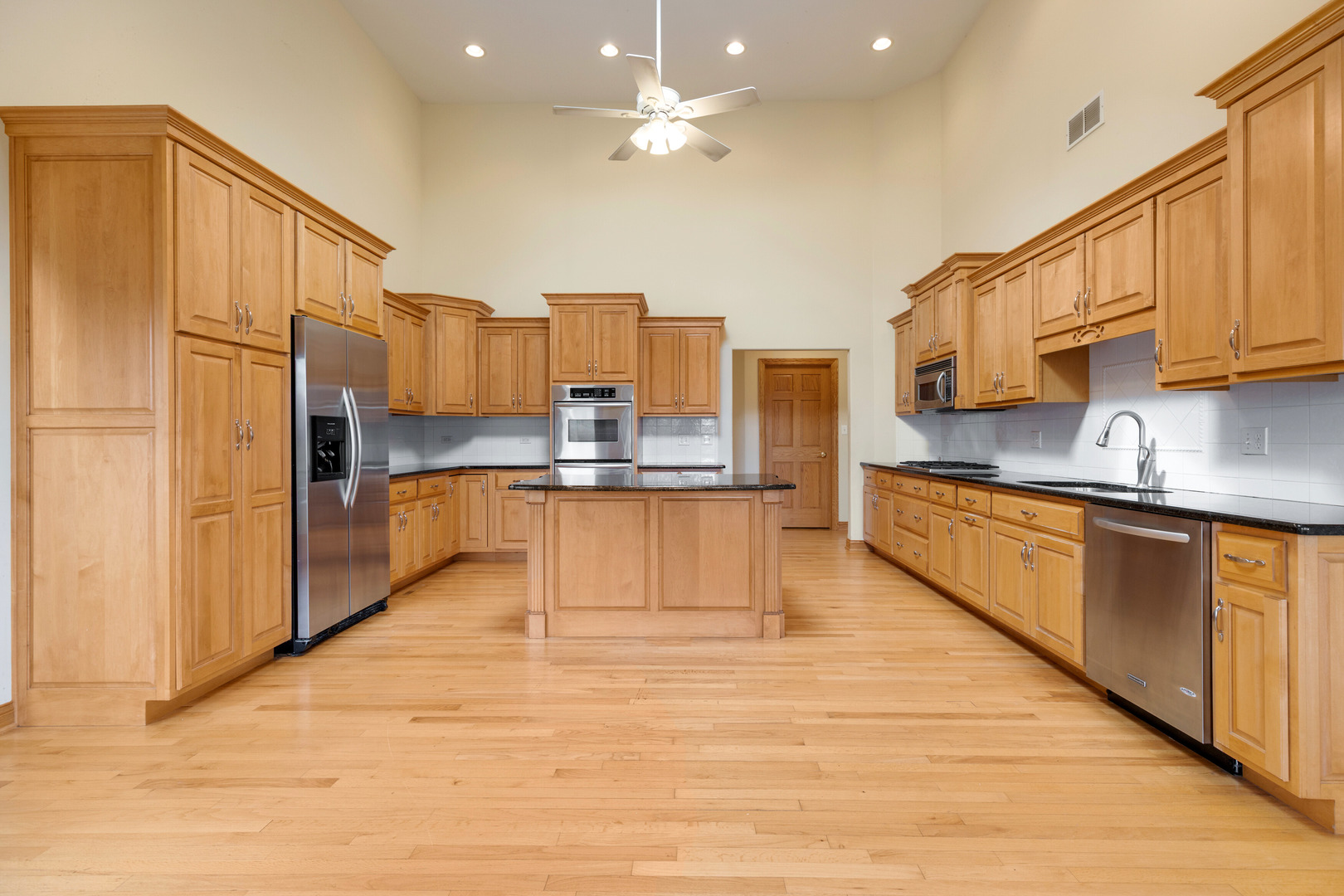 20187 Waterview Trail