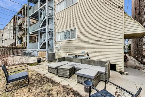 Tiny photo for 3330 W Hutchinson Street #3, Chicago, IL 60618 (MLS # 12524492)