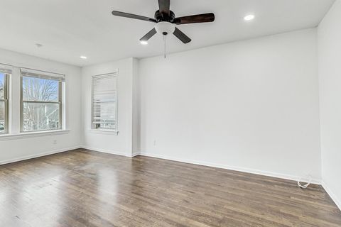 Tiny photo for 3330 W Hutchinson Street #3, Chicago, IL 60618 (MLS # 12524492)