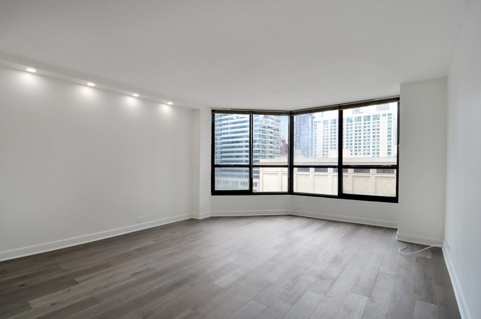 405 N Wabash Avenue 314
