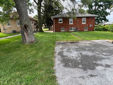 Tiny photo for 655 HIRSCH Avenue, Calumet City, IL 60409 (MLS # 12494195)