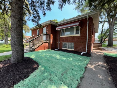 Tiny photo for 655 HIRSCH Avenue, Calumet City, IL 60409 (MLS # 12494195)