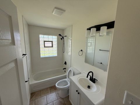 Tiny photo for 655 HIRSCH Avenue, Calumet City, IL 60409 (MLS # 12494195)