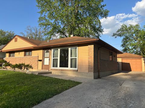 Photo of 425 Neosho Street, Park Forest, IL 60466 (MLS # 12627831)