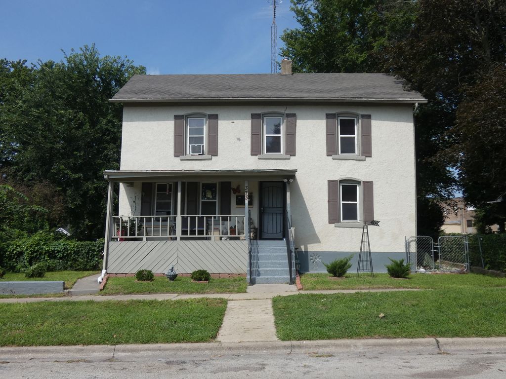 Photo for 373 N Adams Street, Kankakee, IL 60901 (MLS # 12497872)