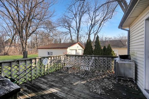Tiny photo for 637 Madison Street, Batavia, IL 60510 (MLS # 12569414)