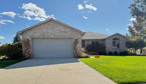 Photo of 813 Canterbury Lane, Bourbonnais, IL 60914 (MLS # 12501411)